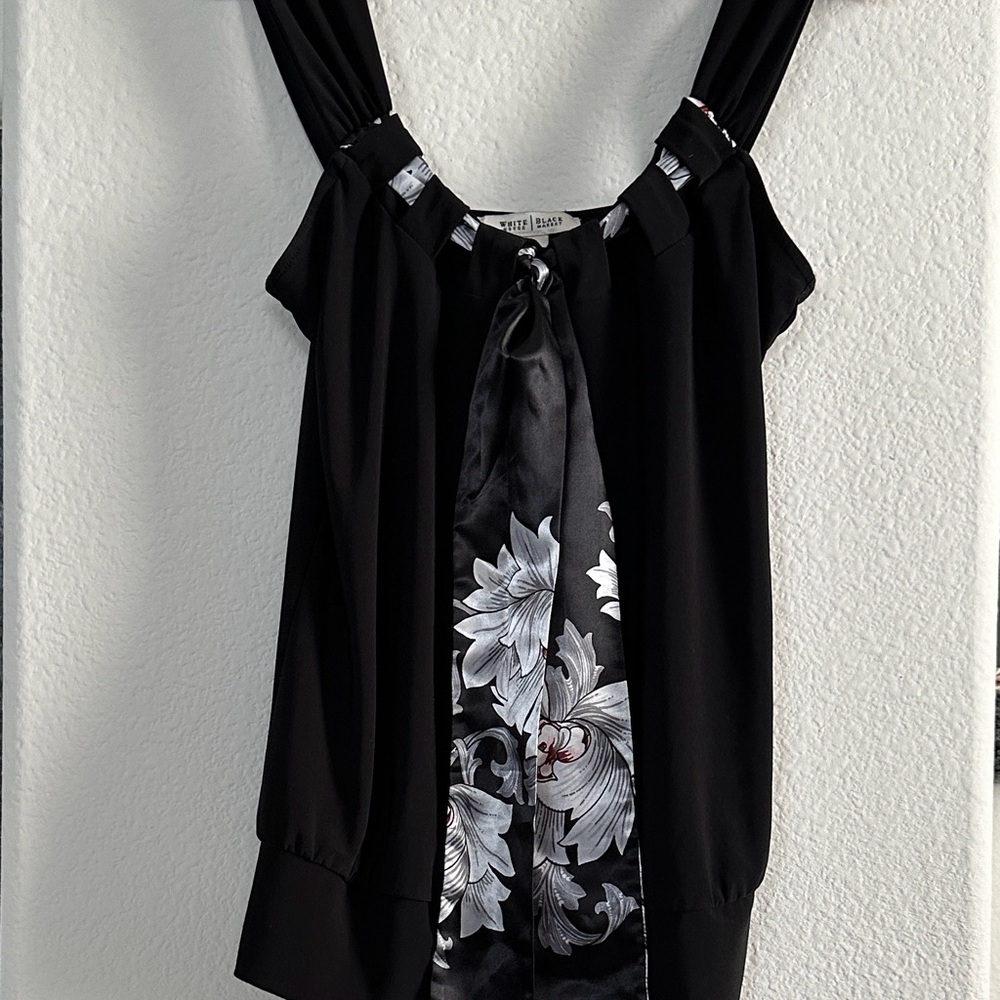 White House Black Market Black and White Floral Blouse
